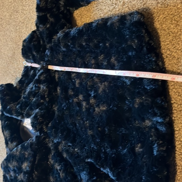 Black Faux Fur Coat - Picture 7 of 16
